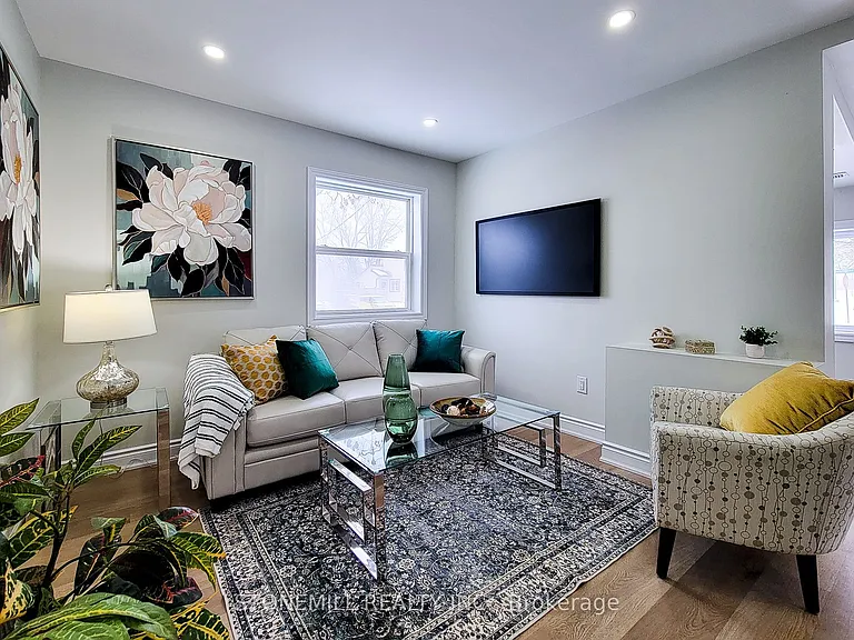 727 College Ave — Photo 6