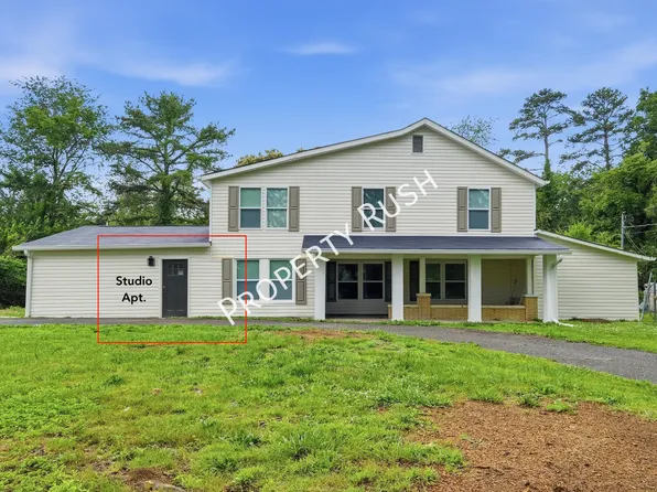 127 Summit St #B, Rossville, GA 30741