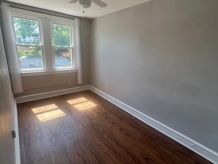 1310 N Scott St — Photo 8