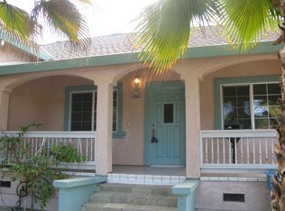 555 4th St, Hollister, CA 95023