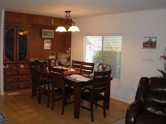 5th image of 342 Waikiki Cir