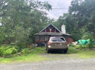 118 Samantha Ln, Shohola, PA 18458