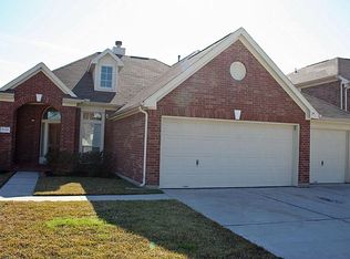 10328 Apple Tree Cir S, La Porte, TX 77571