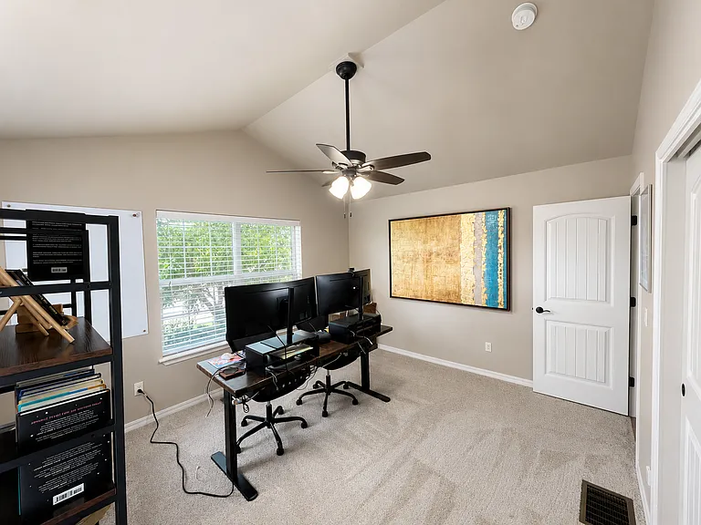 1102 Crystal Basin Dr — Photo 11