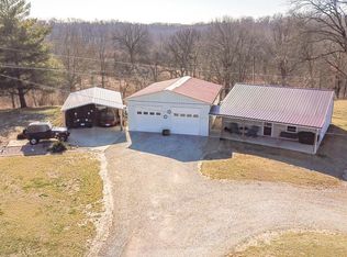 31573 Seets Rd, Brighton, IL 62012