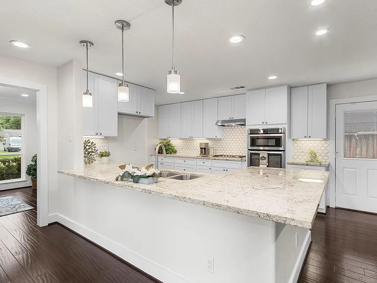 12523 Westerley Ln — Photo 17