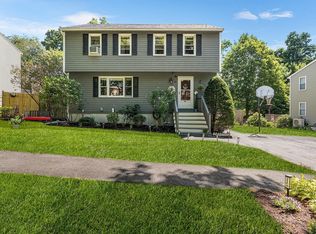 16 Peoples Pl, Haverhill, MA 01832