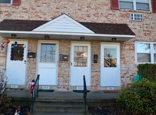 200 W Main St #702, Maple Shade, NJ 08052