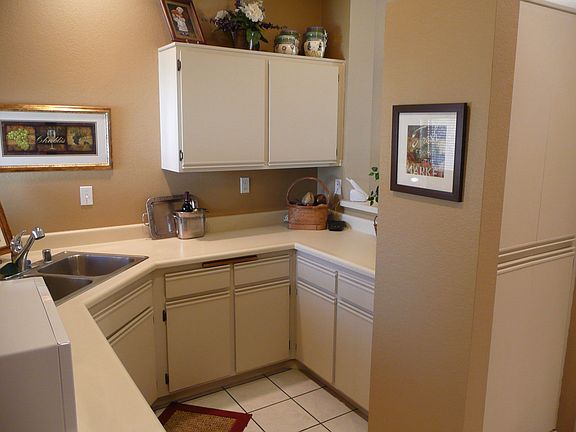 2nd image of 643 N Via Colinas
