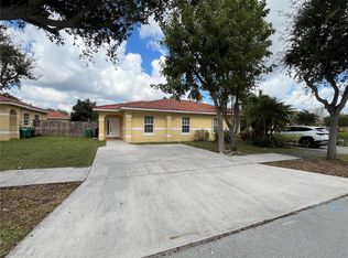 12225 SW 215th Ter, Miami, FL 33177