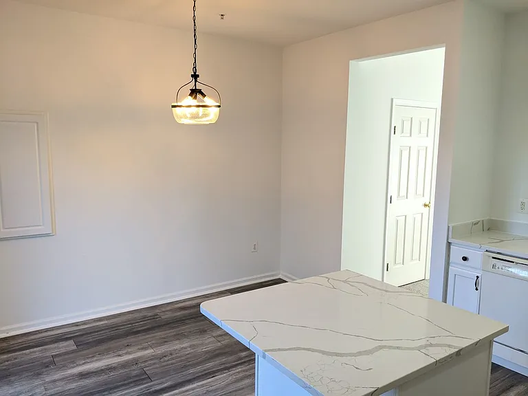6516 Daytona Ct #F-203 — Photo 18