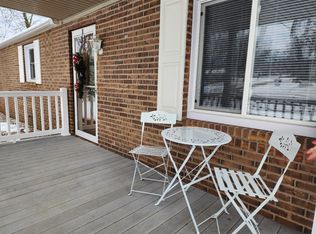 4688 Briarwood Dr, Newburgh, IN 47630