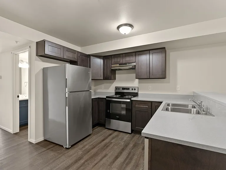 Pence Properties Alki — Photo 16