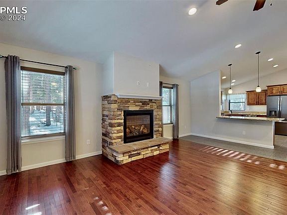 5th image of 1354 Ridgestone Dr