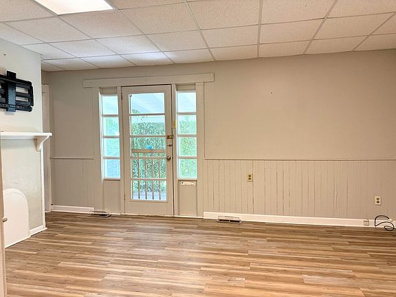 5th image of 450 Bowdon St