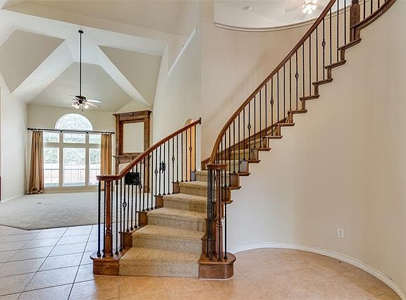 3rd image of 5425 Yellow Birch Dr