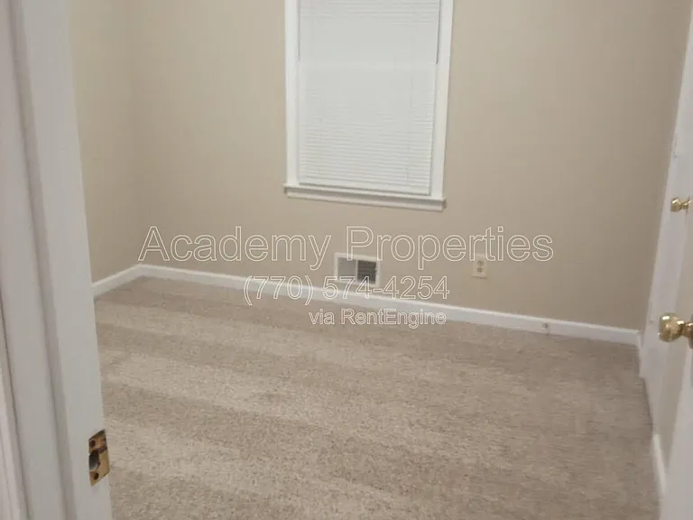 3122 Dempsey Pl — Photo 6