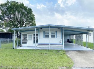 39206 Sabal Ave, Zephyrhills, FL 33542