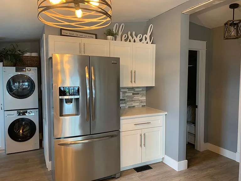 1803 Michigan Ave — Photo 10