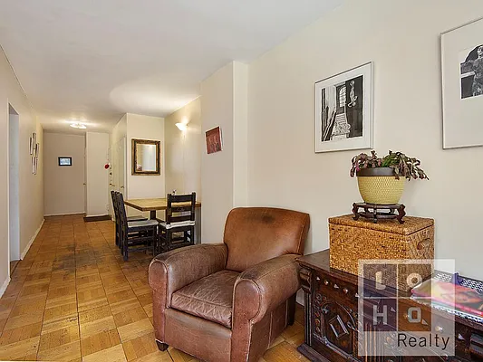 Sold by LoHo Realty | media 15