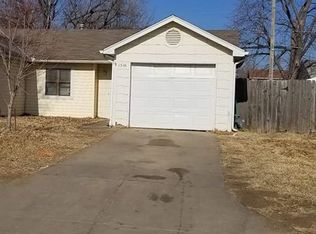 1516 E Galena St, Wichita, KS 67216