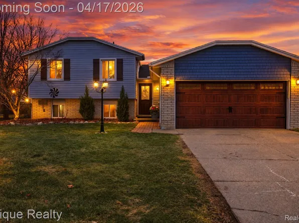 5013 Gardner St E, Sterling Heights, MI 48310