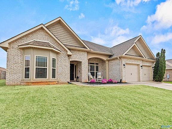 5th image of 158 Lexi Ln