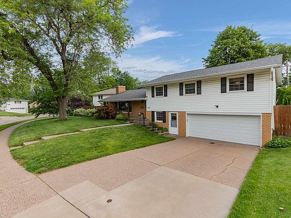 2nd image of 2115 Kohler Dr