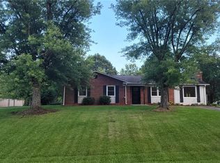 313 Farmstead Rd, King, NC 27021