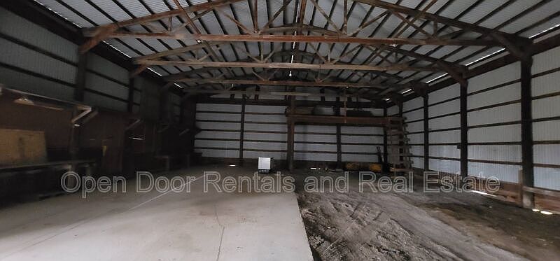 2nd image of 6329 County Road 427