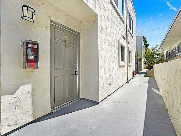 3rd image of 211 N Adams St APT 109