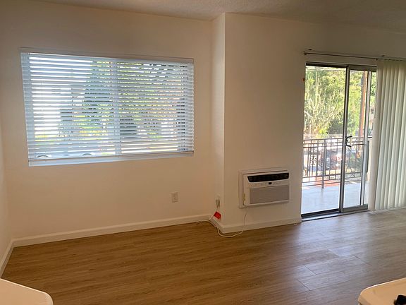 5th image of 1309 N Martel Ave APT 101