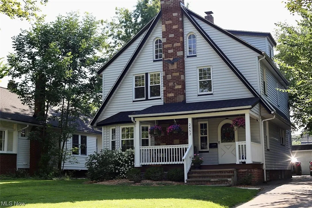 2452 Eaton Rd photo 1