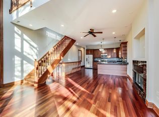 731 N Elizabeth St #2, Chicago, IL 60642