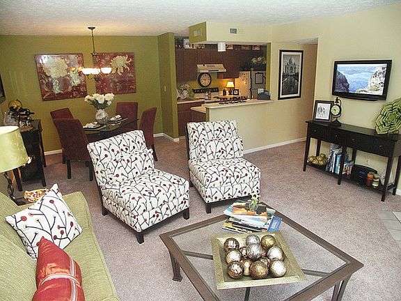 Open Living/Dining Room