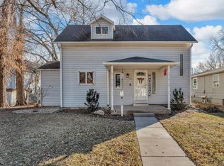 411 Moro St, Manhattan, KS 66502