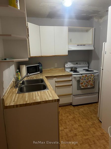 Peterborough Apartment for rent - 2 Bedrooms — photo 3