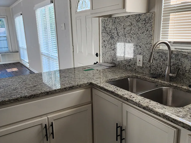 1272 Cedar Haven Ave — Photo 4