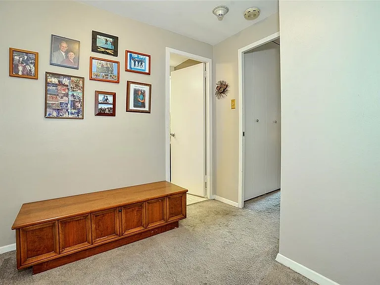 320 Fort Duquesne Blvd #8M — Photo 11