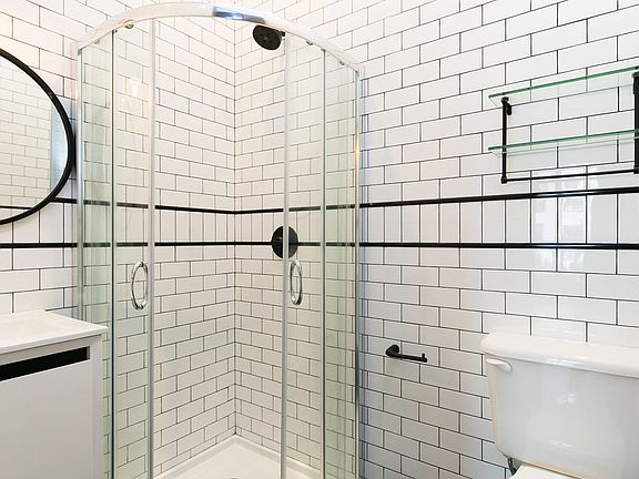 5th image of 87 Starr St APT 3C