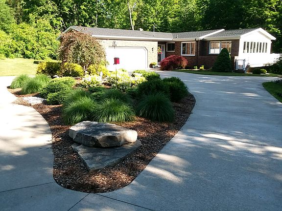2nd image of 6101 76th St SE