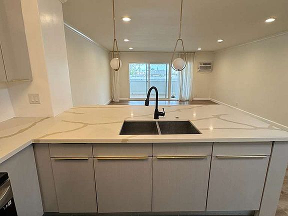 3rd image of 833 S Bedford St APT 302