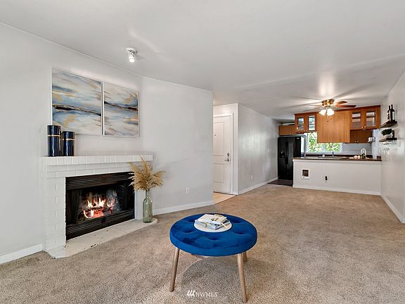 4th image of 14006 NE 181st Pl APT B301