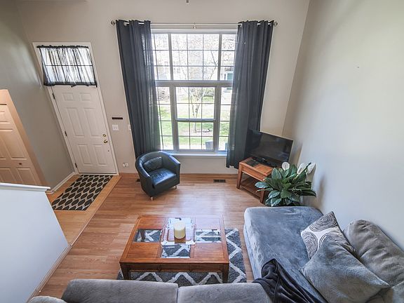 4th image of 2775 Shelly Ln