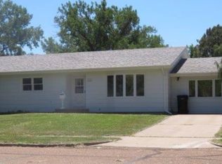 203 Sioux St, Fort Peck, MT 59223