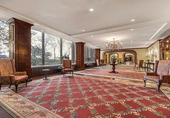 5th image of 500 E 77th St APT 832