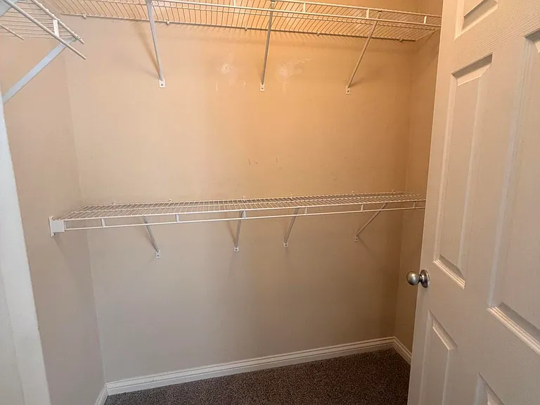3855 Lochdale Ter #5105 — Photo 14