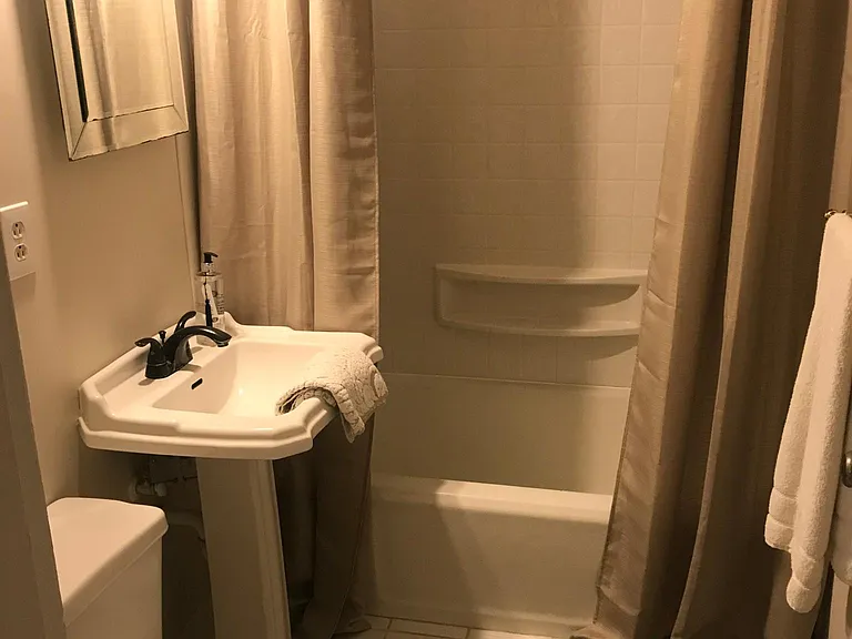1320 Poplar Ave — Photo 11