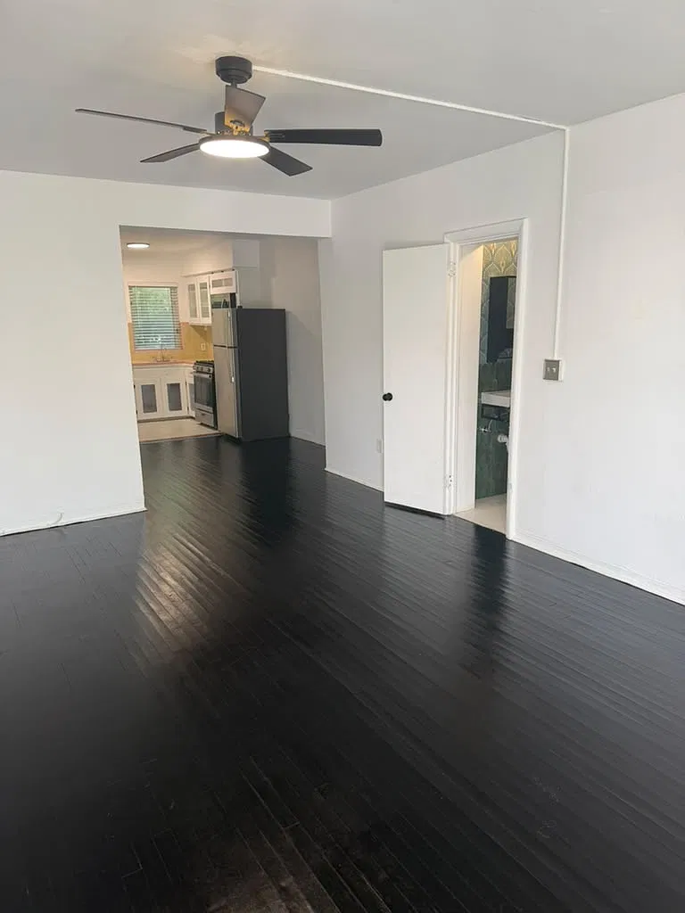 1 bed, 1000 sqft, $2,450 — Photo 2