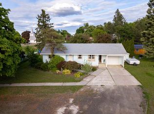 330 S Lake St, Reardan, WA 99029